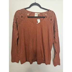 White Crow Crochet Detail Pullover Medium Spice Copper Color‎
